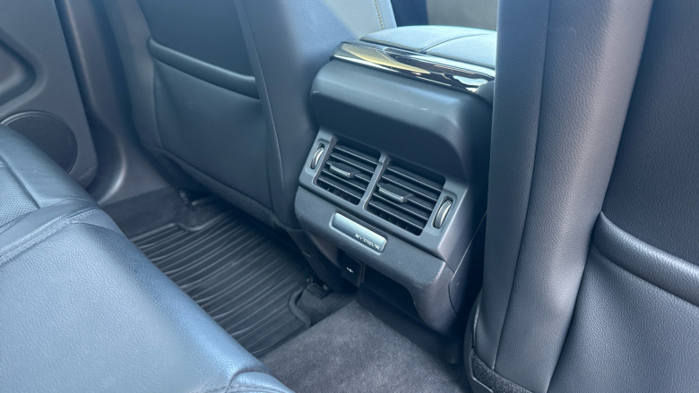 Land Rover Range Rover Evoque 2.0 D200 R-Dynamic SE 5dr Auto Diesel Hatchback